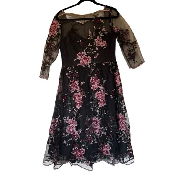 Chi Chi London Black Embroidered Floral Dress US Size 10 - Picture 8 of 10